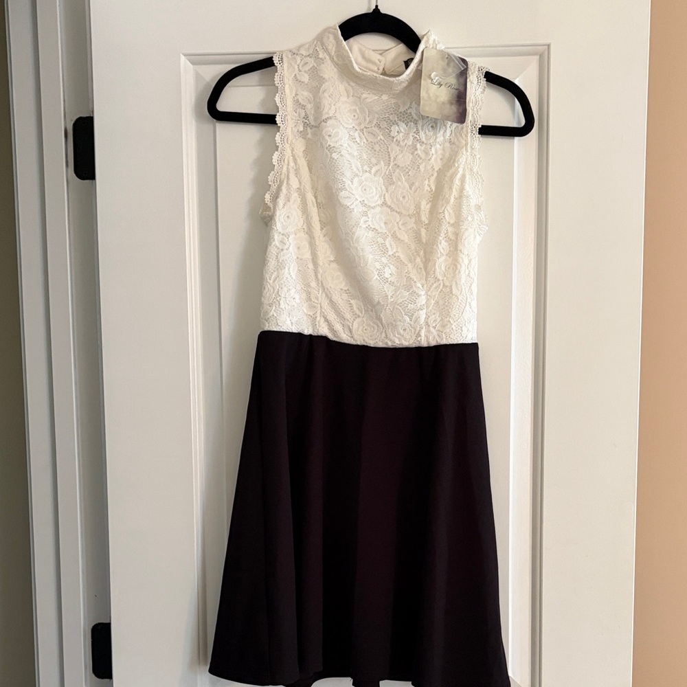 Lily Rose White Lace and Black Formal Juniors Dress